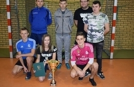 Rozgrywki międzysołeckie w halową piłkę nożną