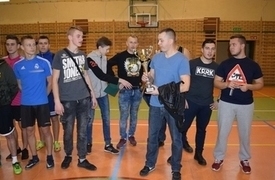 Rozgrywki międzysołeckie w halową piłkę nożną