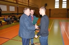 Rozgrywki międzysołeckie w halową piłkę nożną