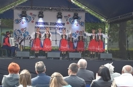IV Festiwalu Zespoł&oacute;w Folklorystycznych im. Tadeusza Zielińskiego