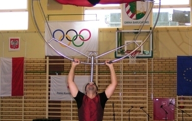 163