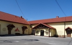 65