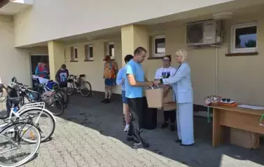 33d16490-144a-4406-a7d6-040df76bec5a