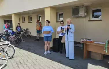 bba9f61b-ddf2-4d42-8dcc-c544ba21b528